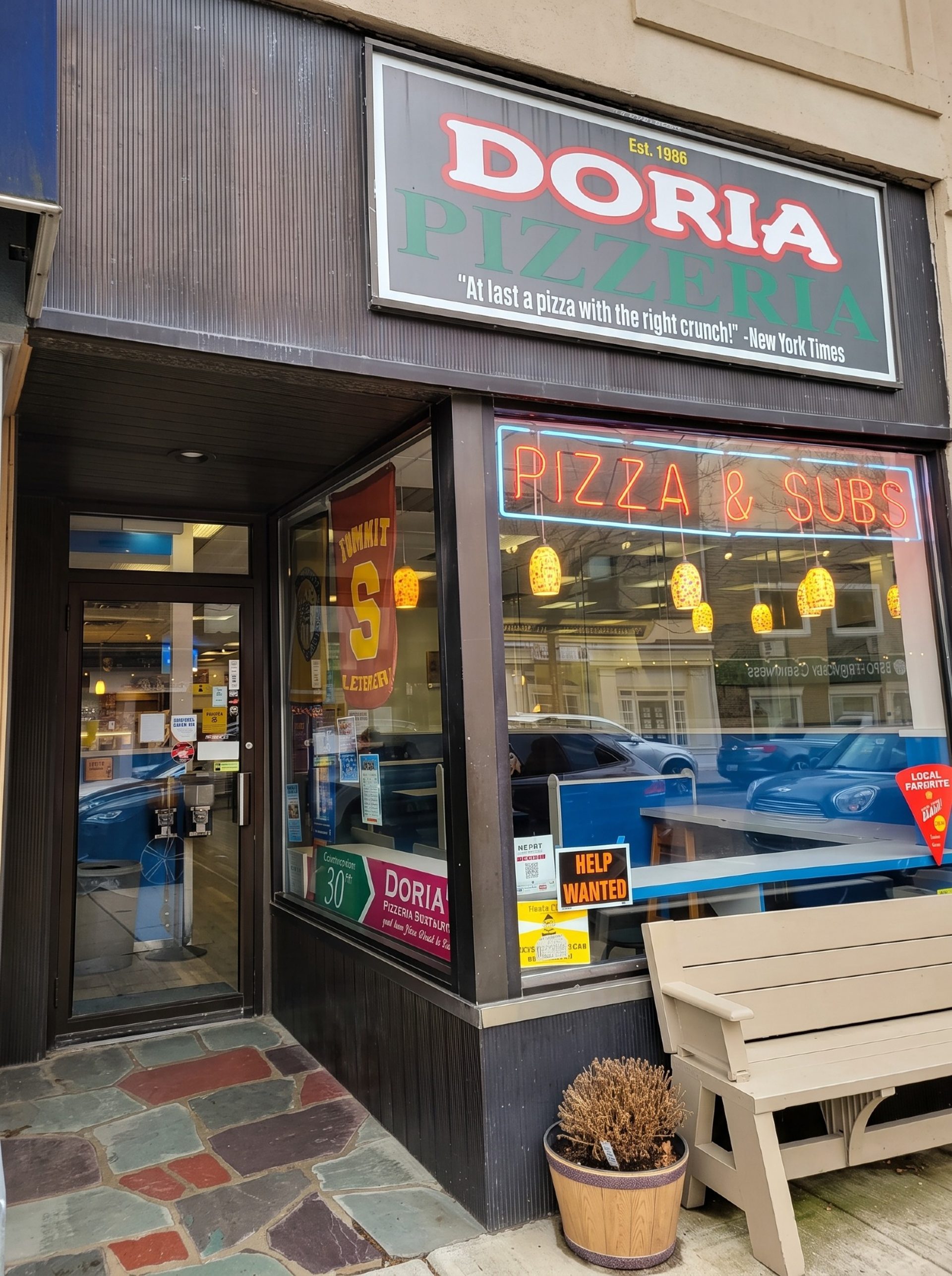 Welcome to Doria's Pizza & Restaurant