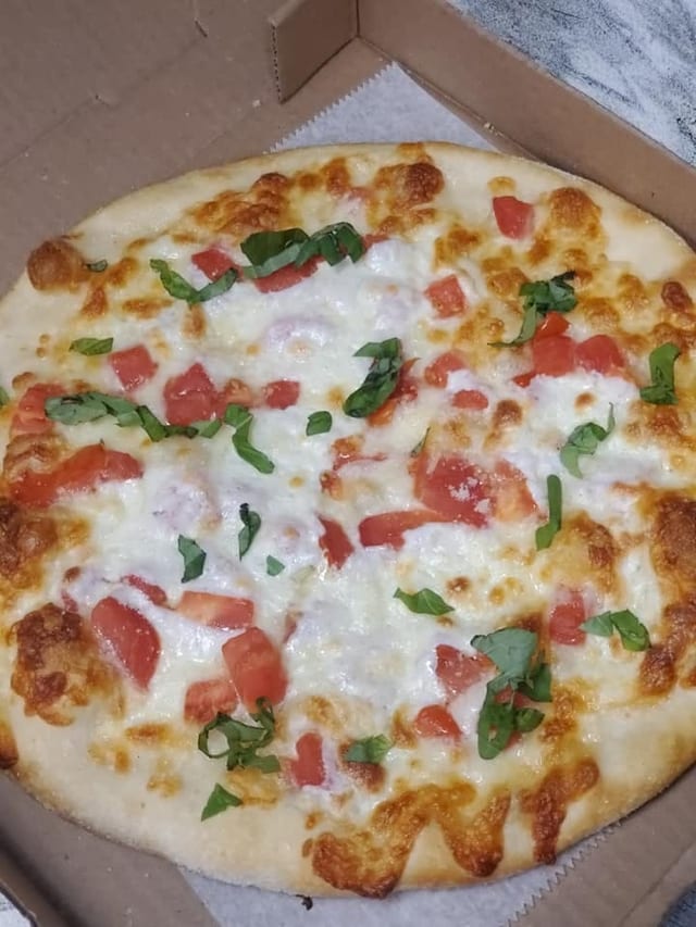 Margherita Pizza.